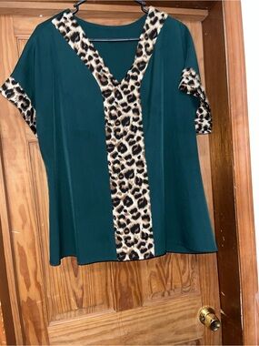 Emerald Green V-Neck Top with Leopard Trim